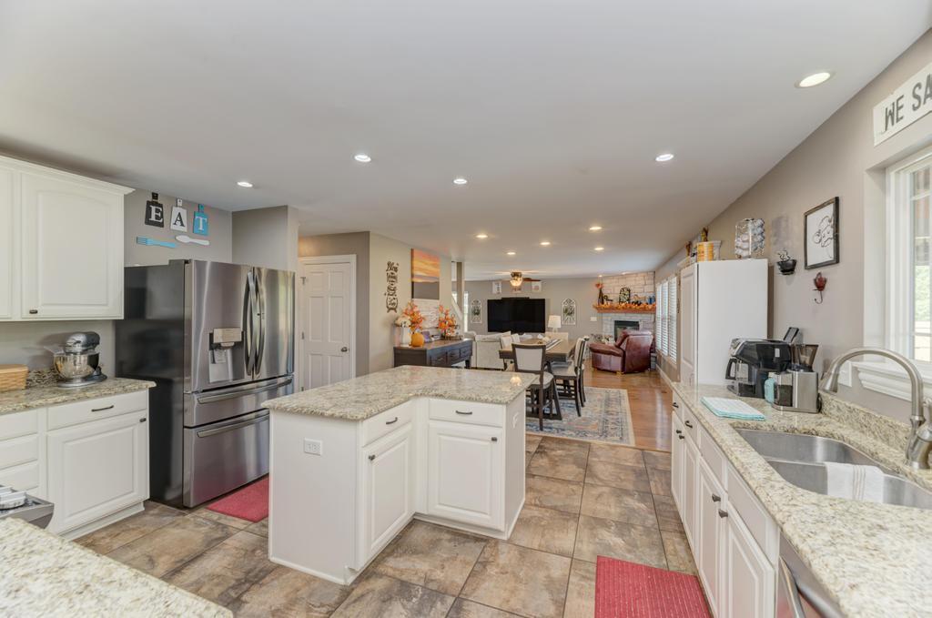 500 E Barber Drive, Coal City, IL 60416