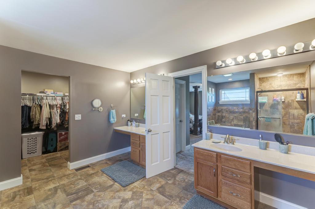 500 E Barber Drive, Coal City, IL 60416