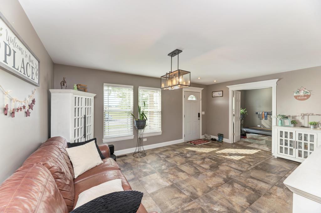 500 E Barber Drive, Coal City, IL 60416