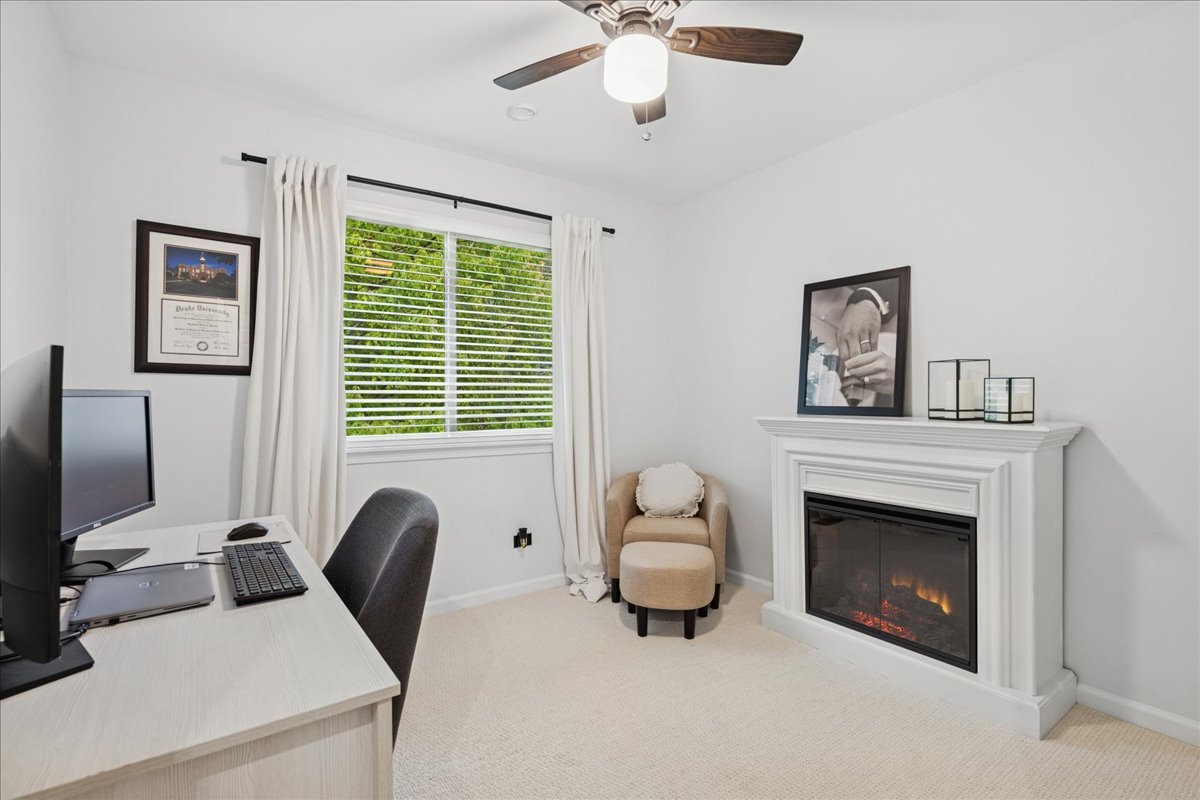 206 Cool Stone Bend, Lake In The Hills, IL 60156