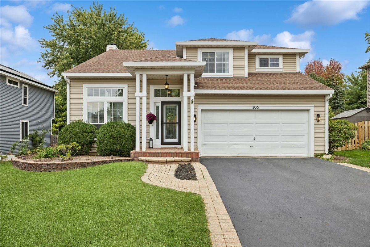 206 Cool Stone Bend, Lake In The Hills, IL 60156