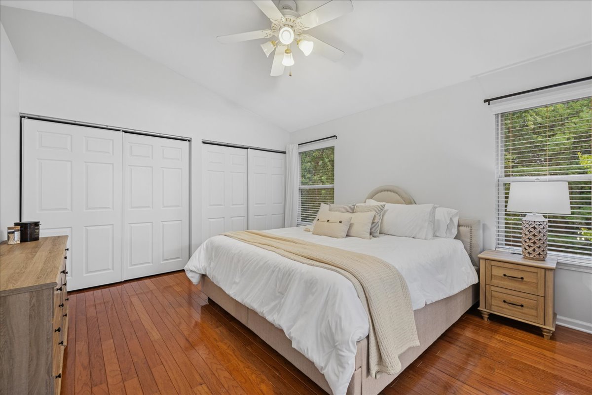 206 Cool Stone Bend, Lake In The Hills, IL 60156