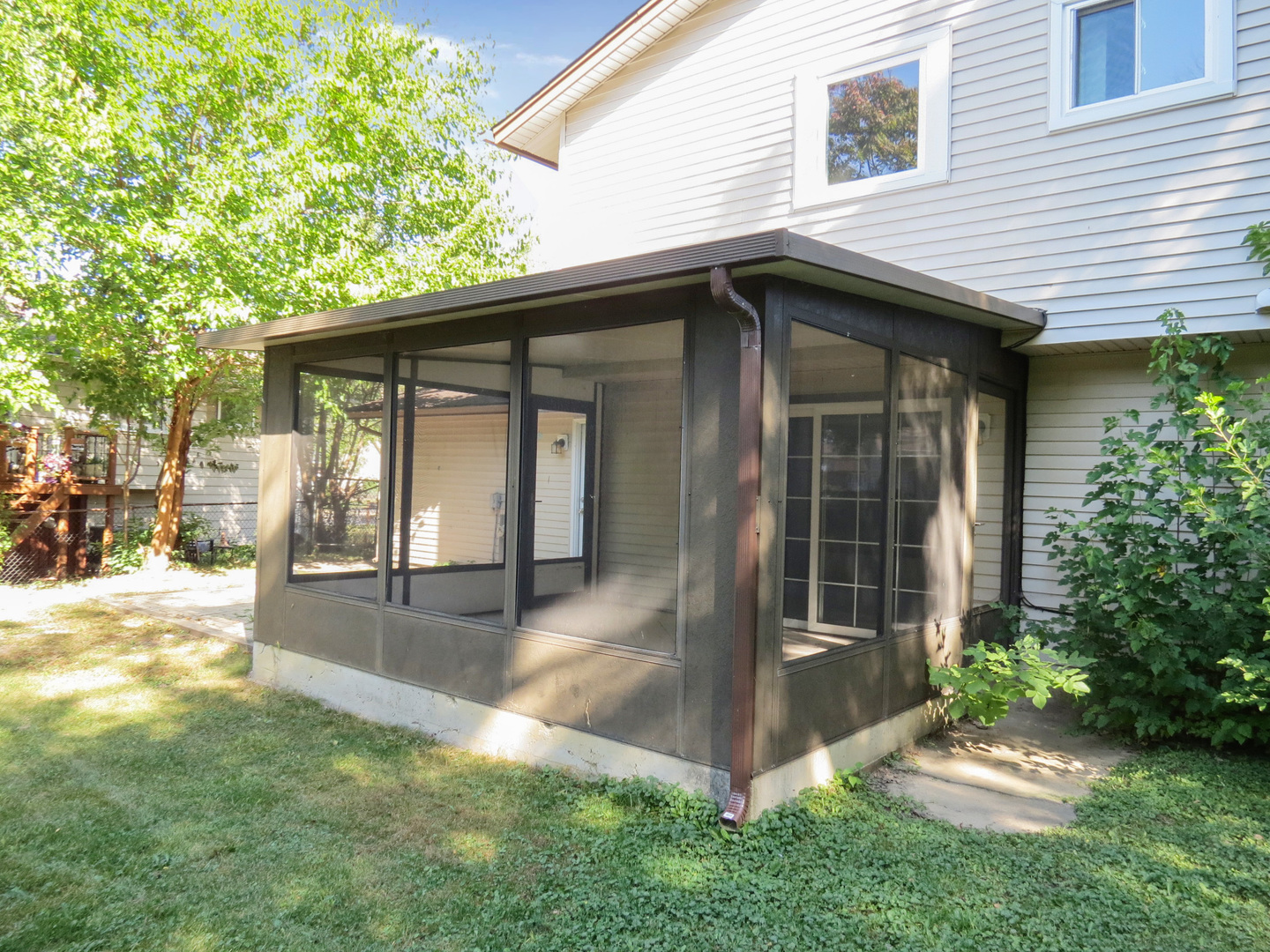 231 Charlotte Lane, Bolingbrook, IL 60440