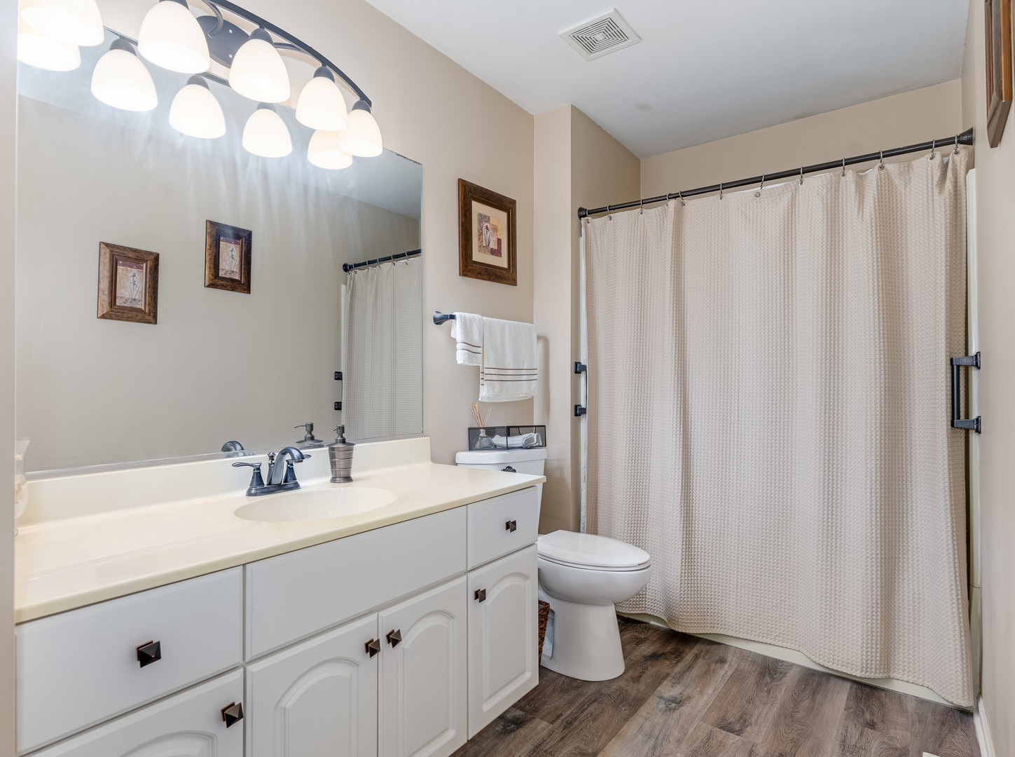 3419 Lake Side Circle, Joliet, IL 60431