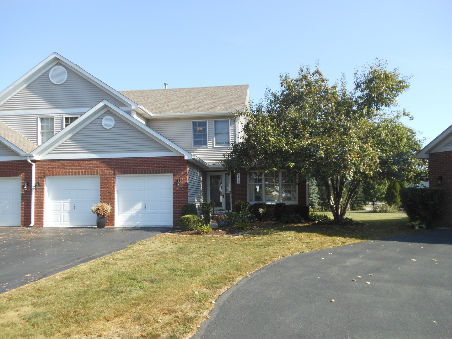 3419 Lake Side Circle, Joliet, IL 60431