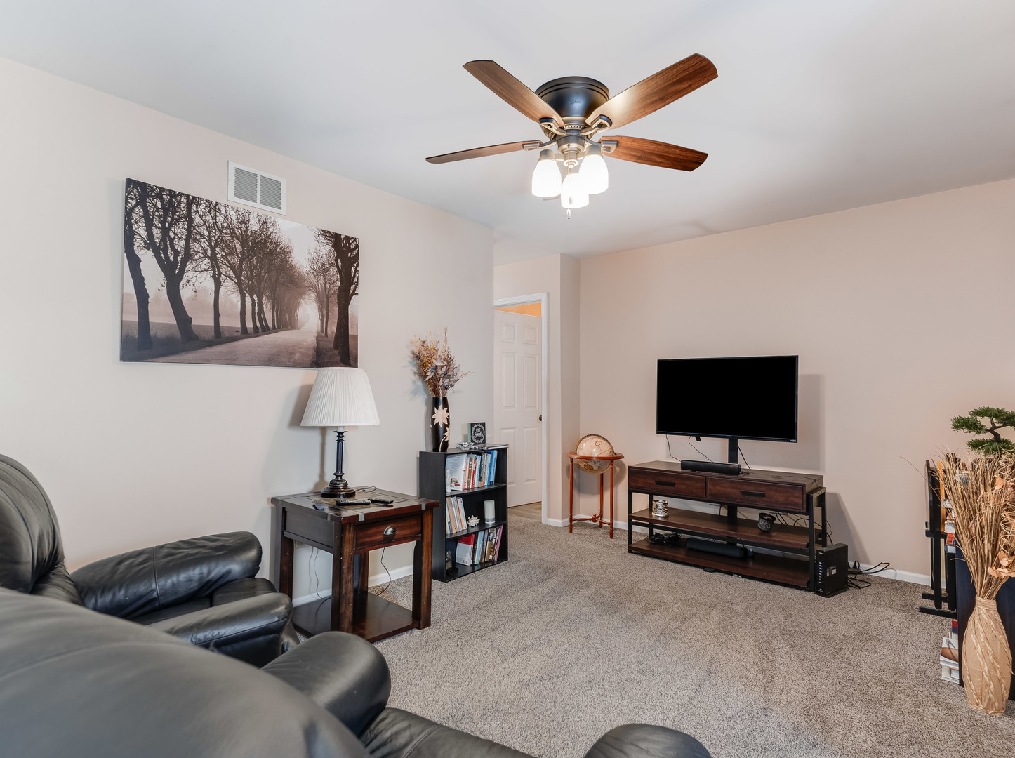 3419 Lake Side Circle, Joliet, IL 60431