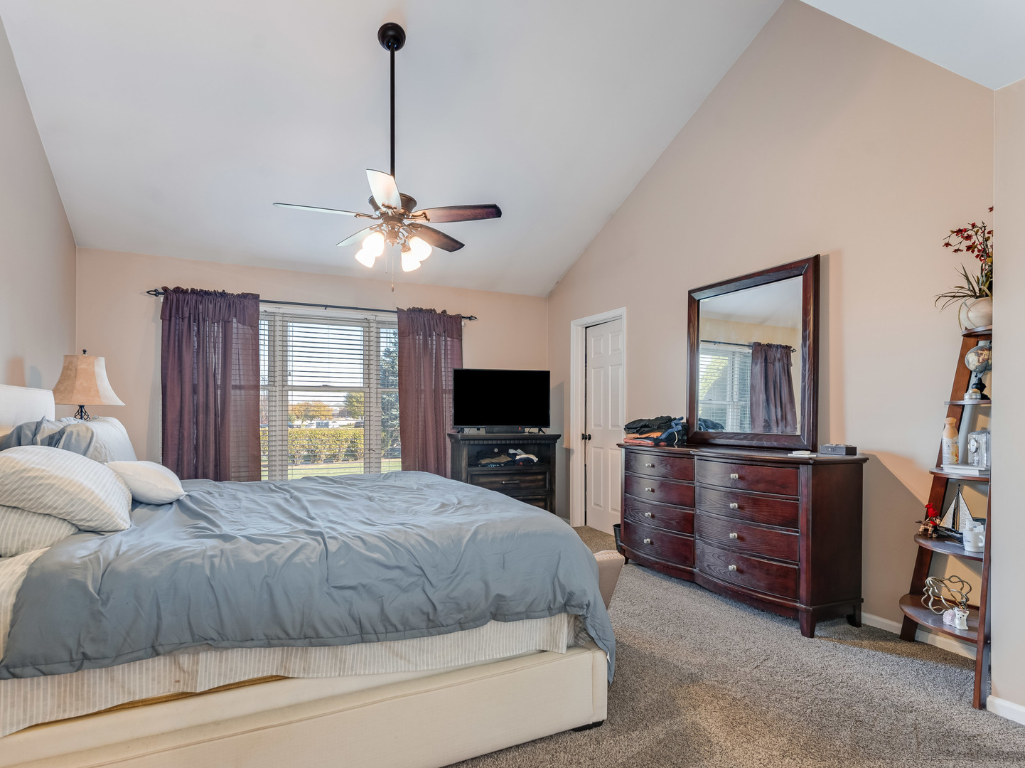 3419 Lake Side Circle, Joliet, IL 60431