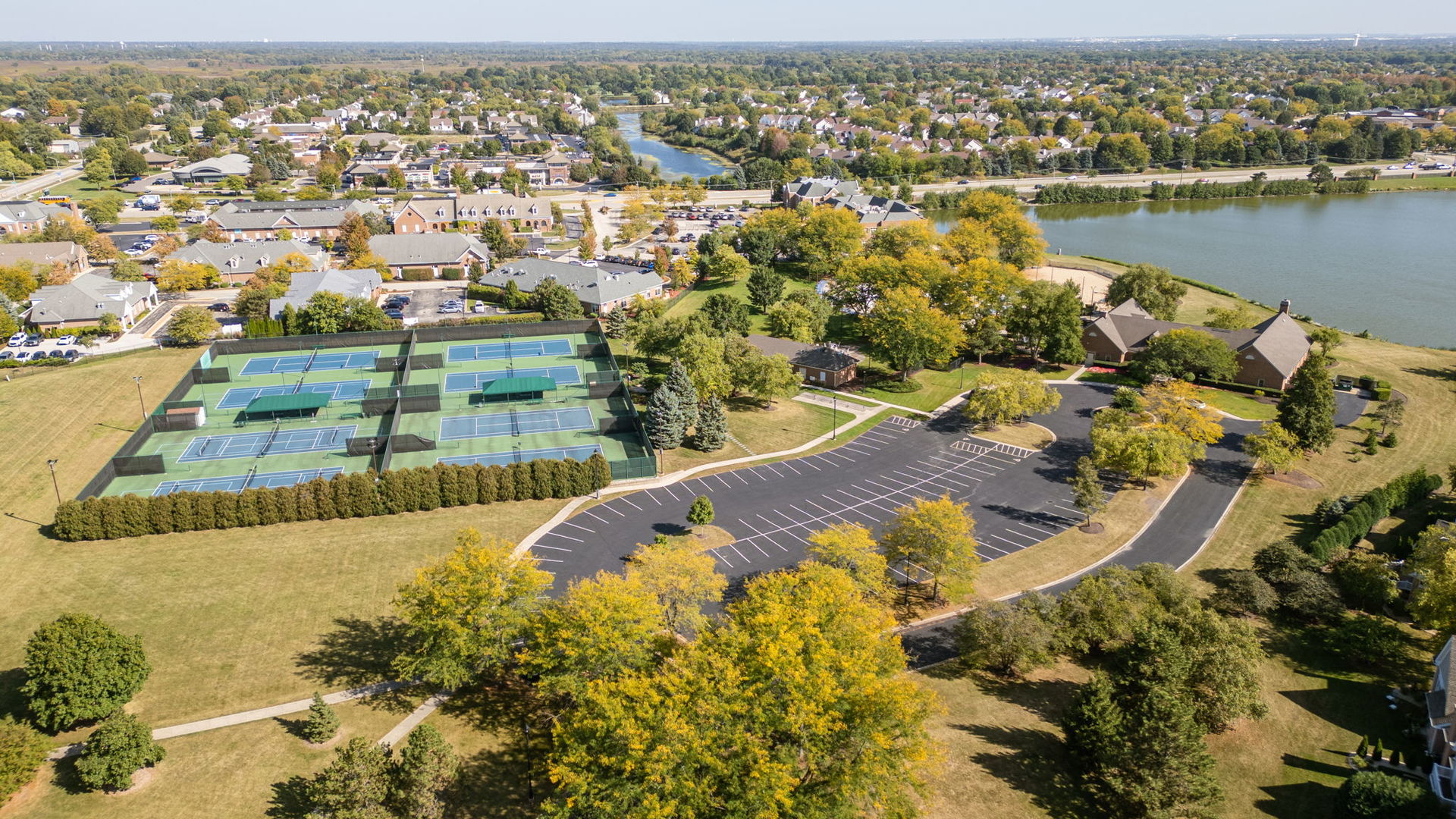 4258 Stableford Lane, Naperville, IL 60564