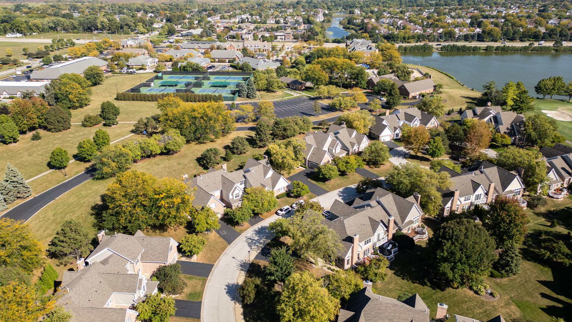 4258 Stableford Lane, Naperville, IL 60564