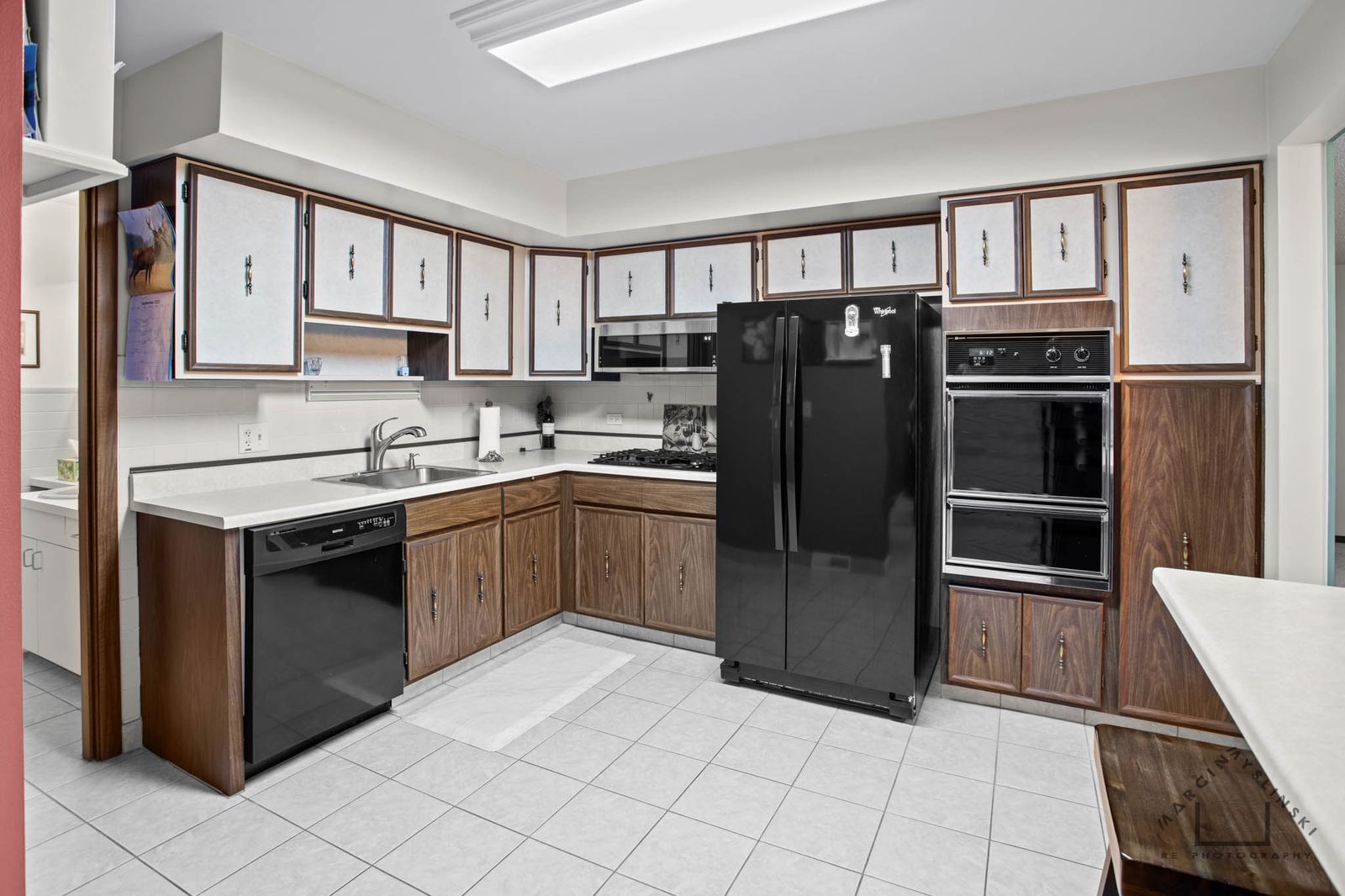 350 Lance Drive, Des Plaines, IL 60016