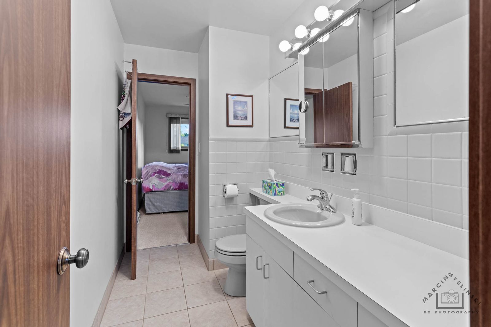 350 Lance Drive, Des Plaines, IL 60016