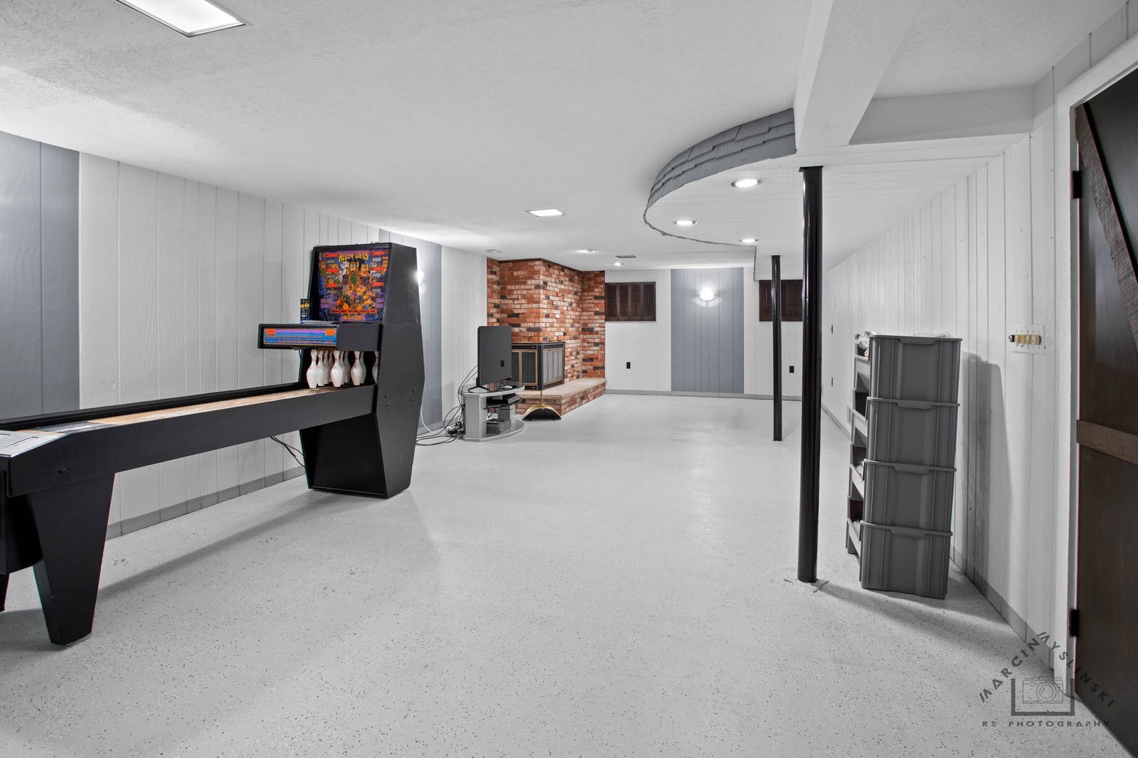 350 Lance Drive, Des Plaines, IL 60016