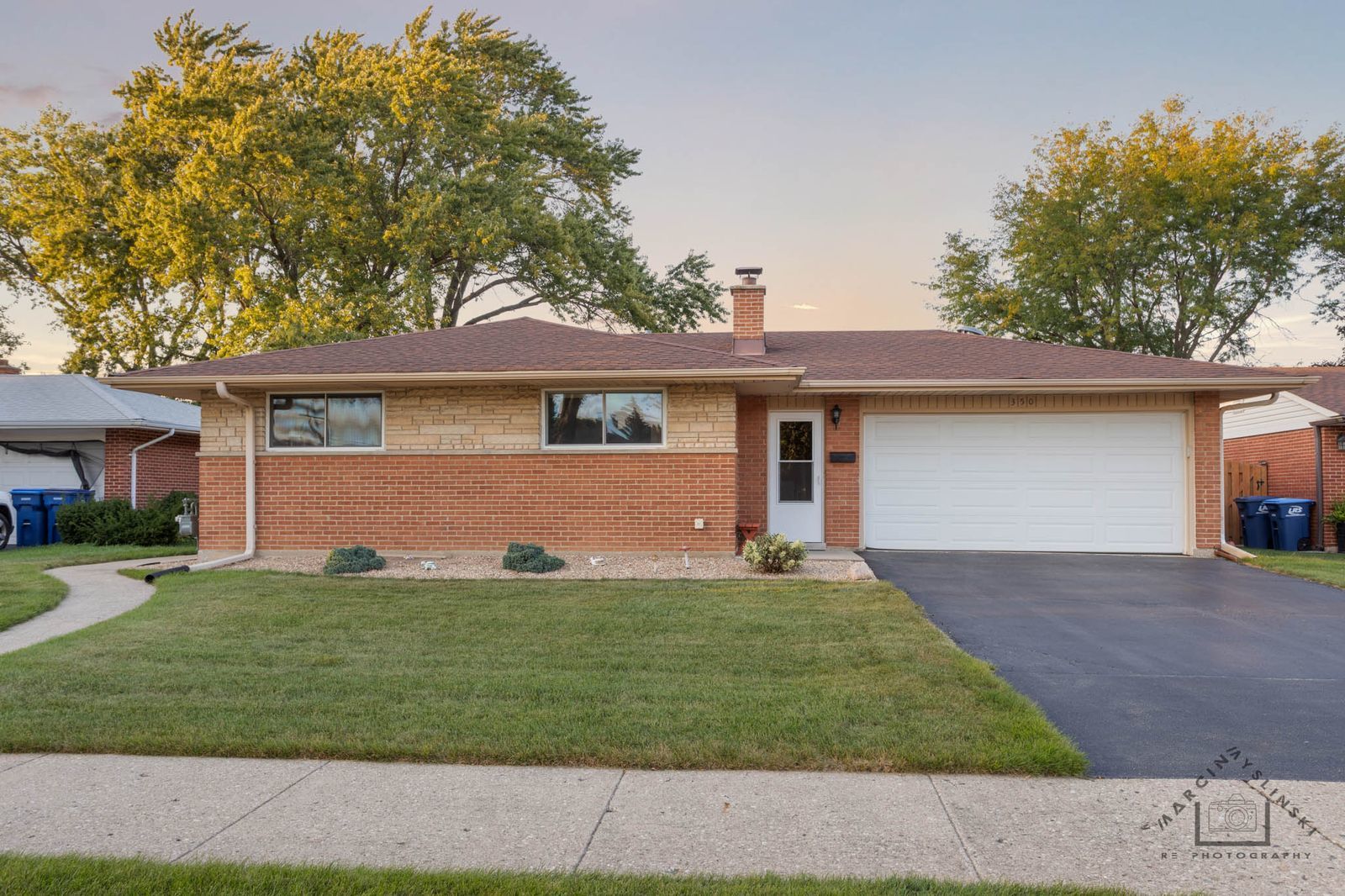 350 Lance Drive, Des Plaines, IL 60016