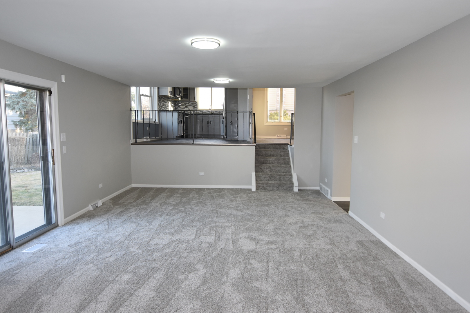 16701 Clyde Avenue, South Holland, IL 60473