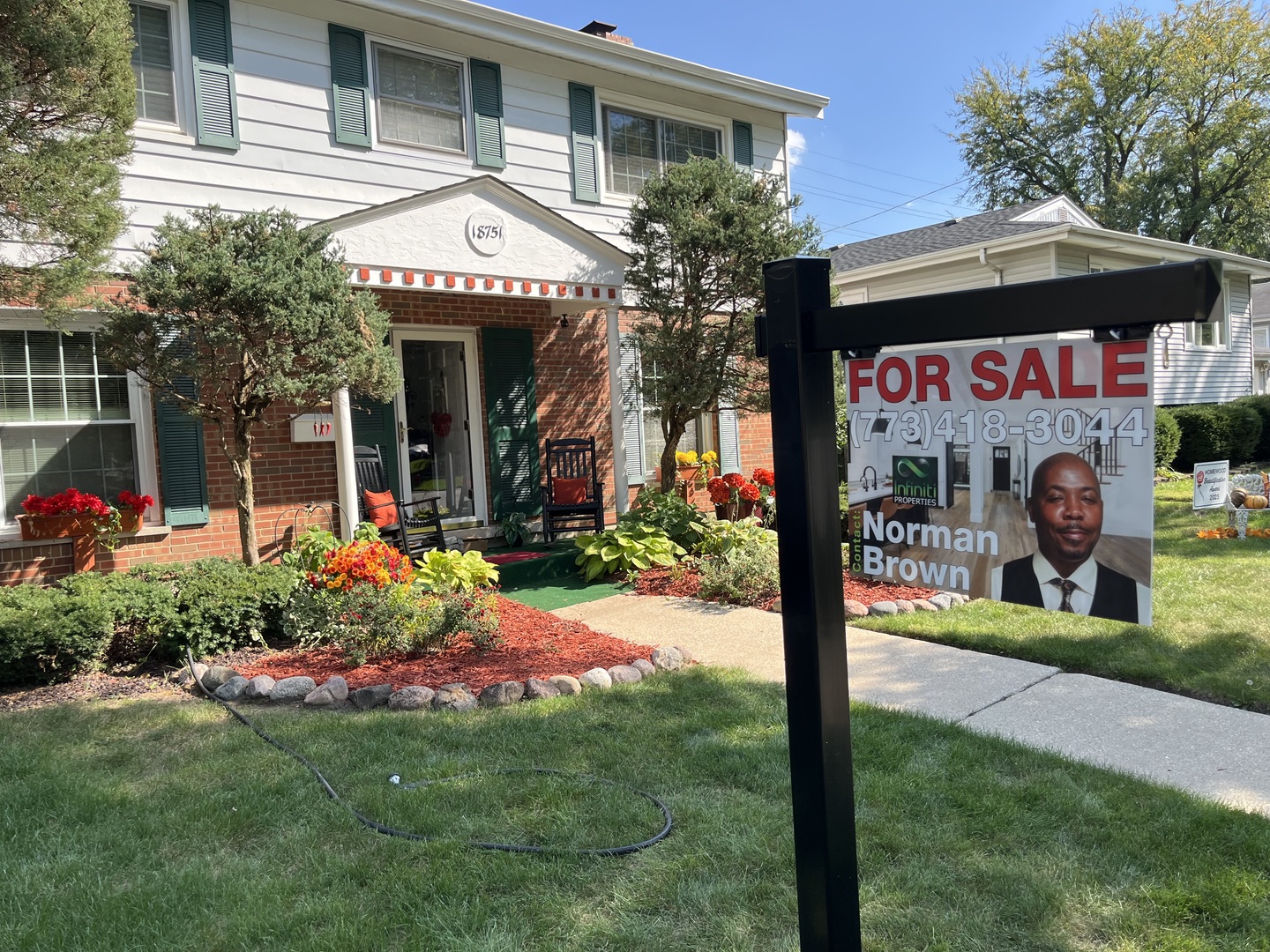 18751 Kings Road, Homewood, IL 60430