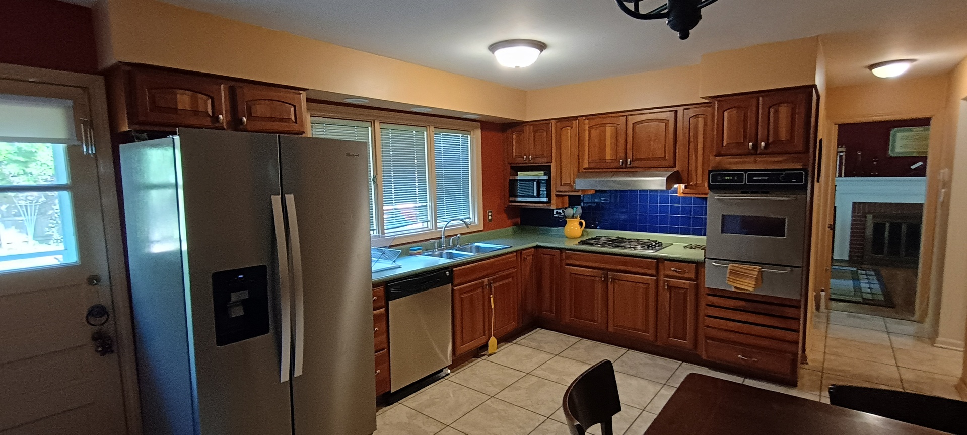 18751 Kings Road, Homewood, IL 60430