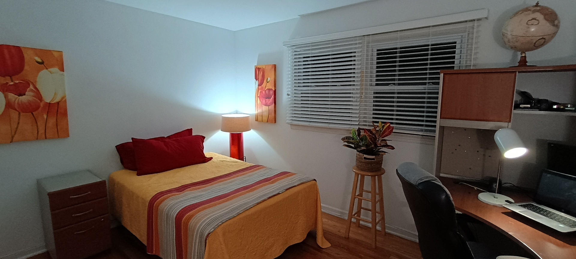 18751 Kings Road, Homewood, IL 60430