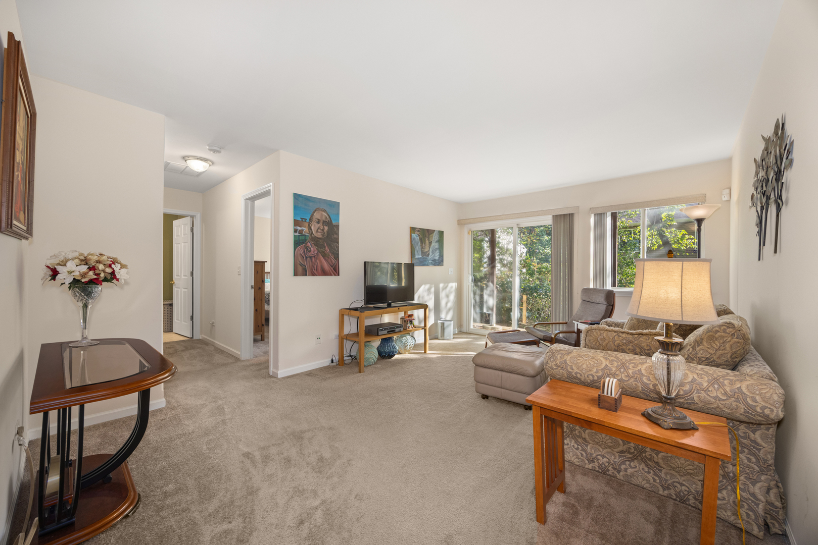 55 Samuel Drive, Streamwood, IL 60107