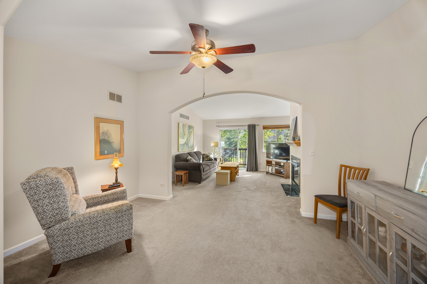 55 Samuel Drive, Streamwood, IL 60107