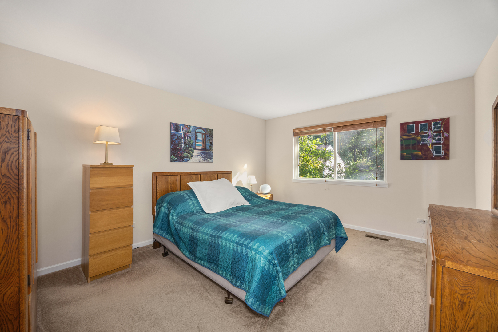 55 Samuel Drive, Streamwood, IL 60107