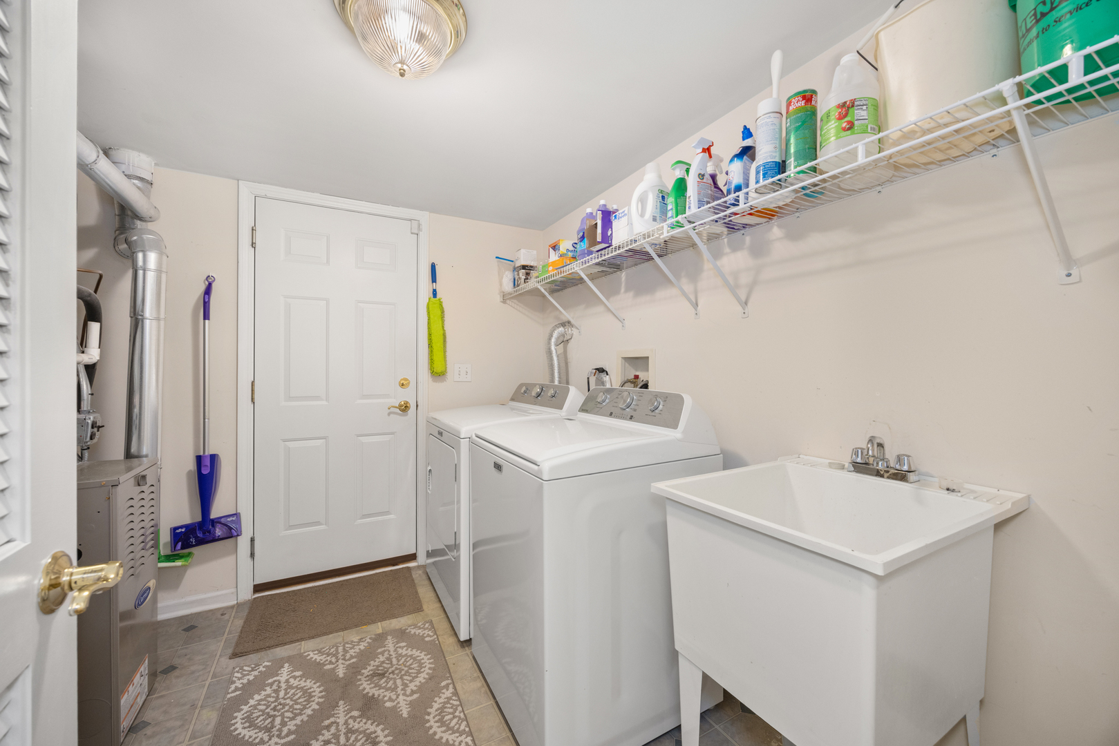 55 Samuel Drive, Streamwood, IL 60107