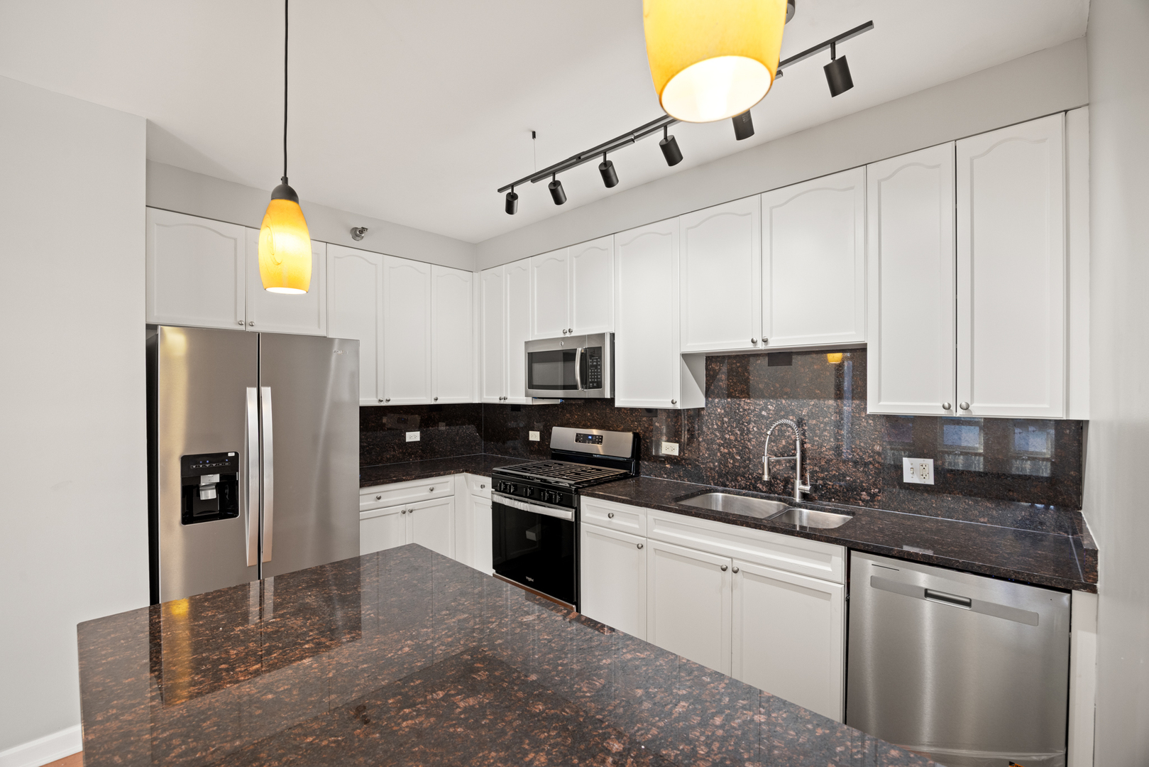 1250 S Michigan Avenue #802, Chicago, IL 60605