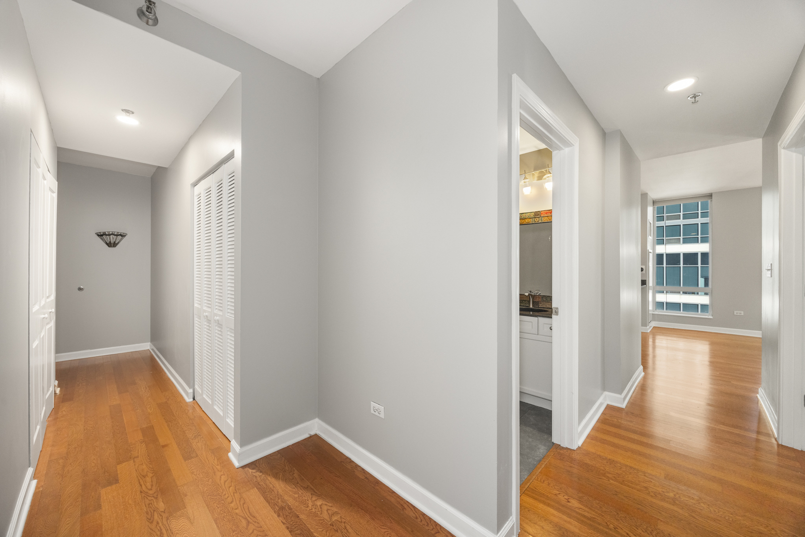 1250 S Michigan Avenue #802, Chicago, IL 60605