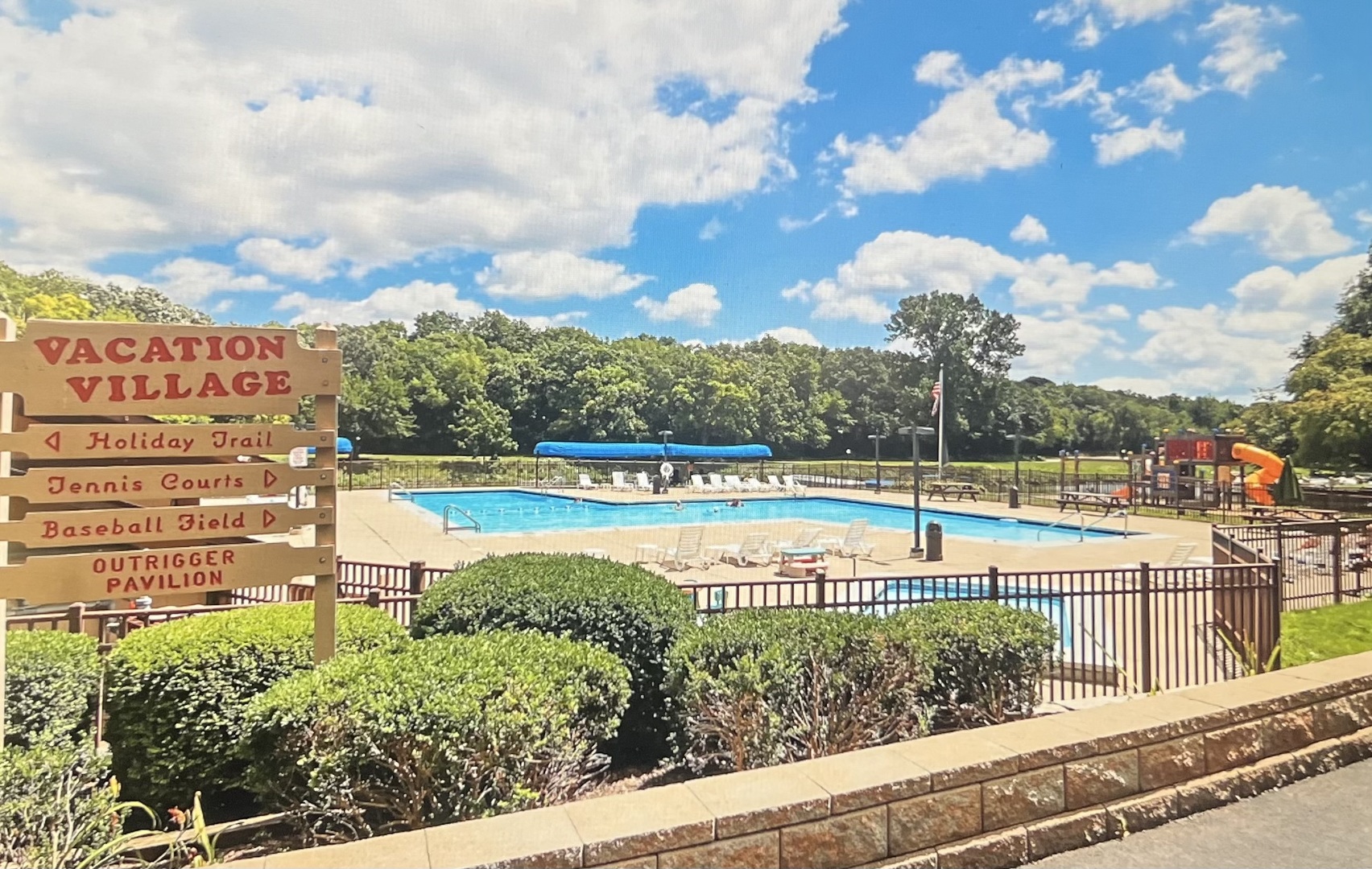 40 Bermuda Colony #7, Fox Lake, IL 60020