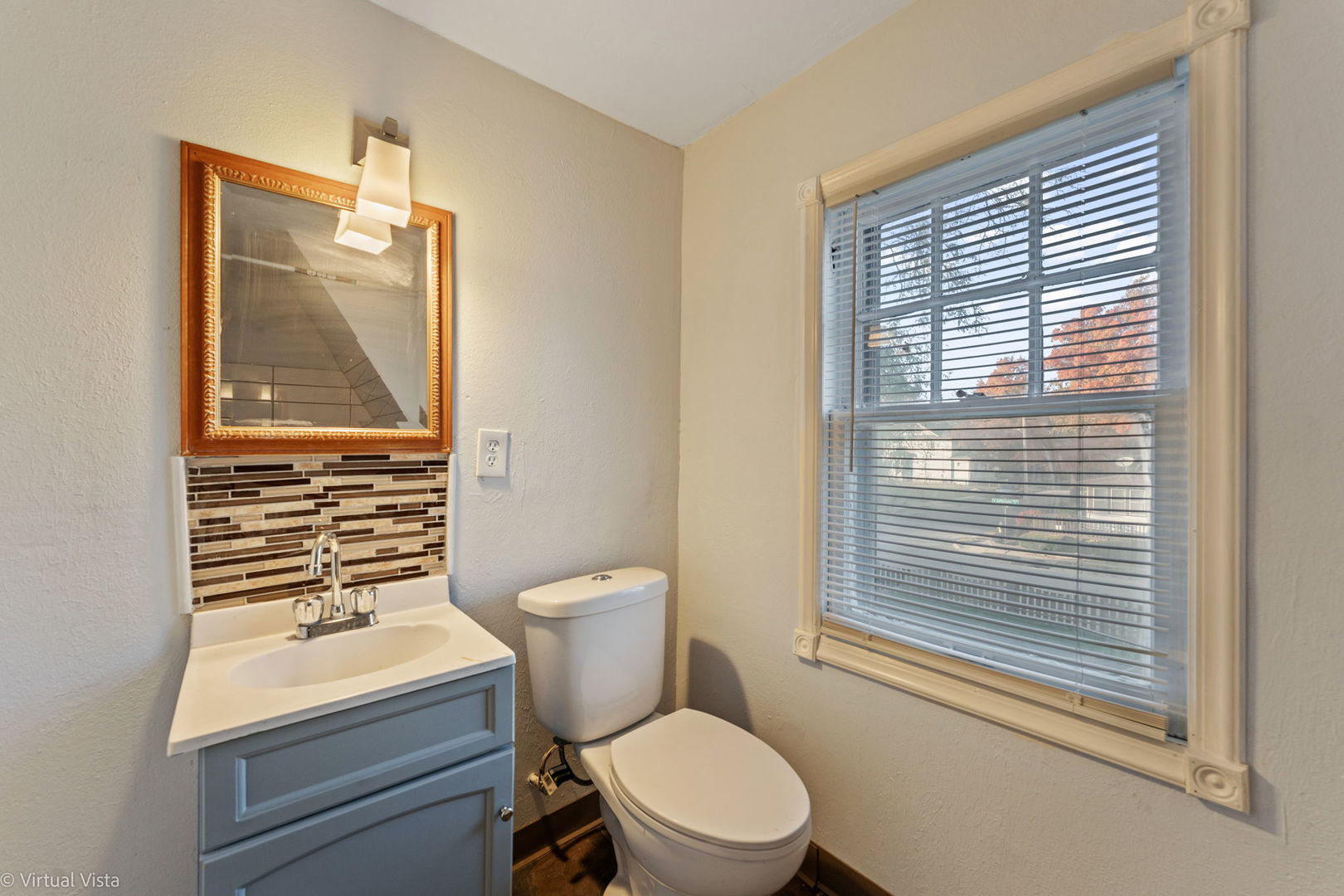 233 Oakwood Avenue, Rockford, IL 61101