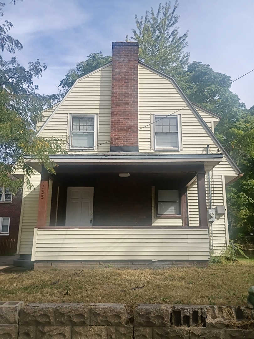 233 Oakwood Avenue, Rockford, IL 61101