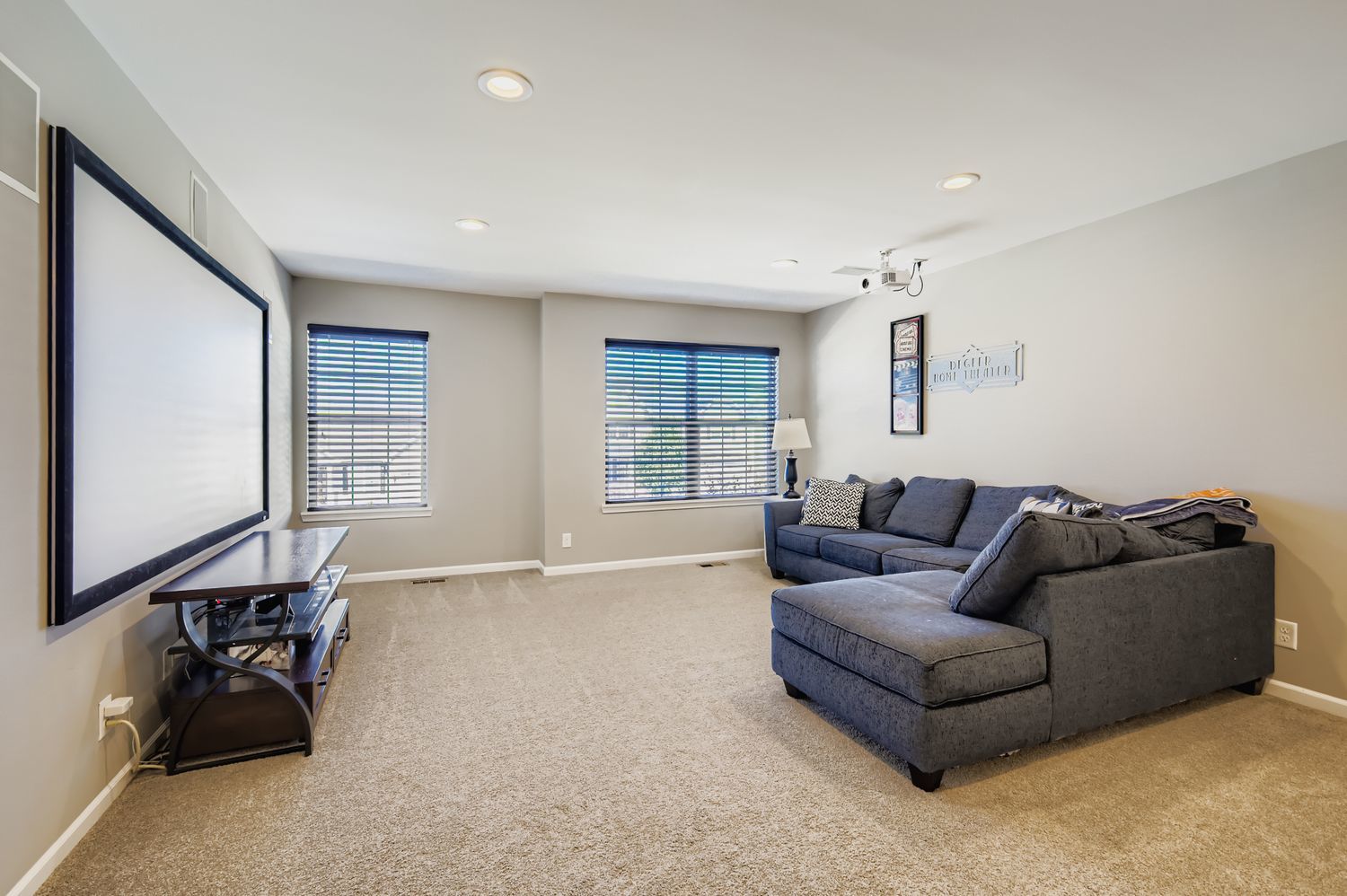 1987 Sagebrook Drive, South Elgin, IL 60177