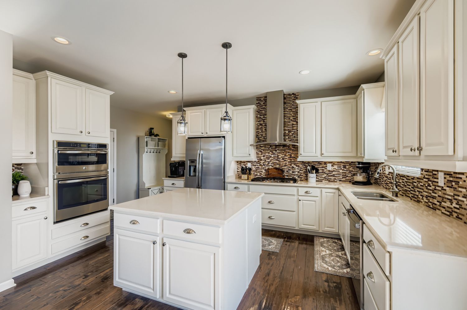 1987 Sagebrook Drive, South Elgin, IL 60177