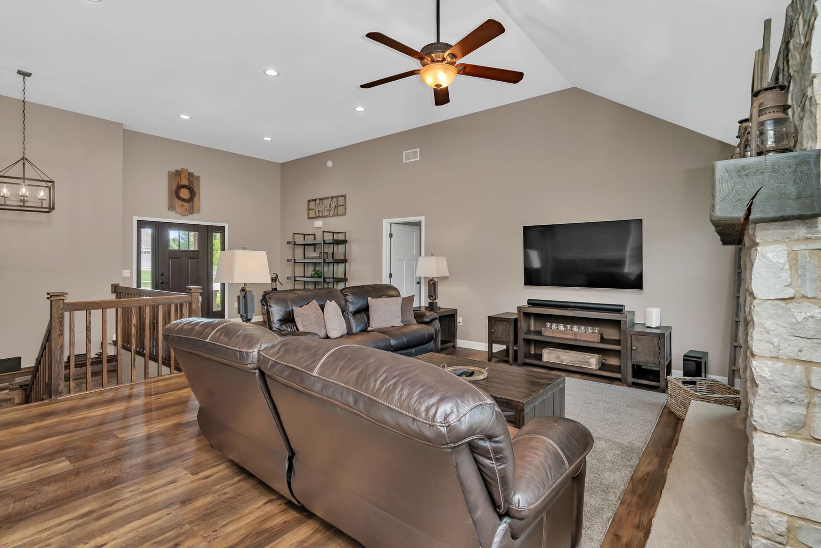 1459 Wood Sage Avenue, Yorkville, IL 60560