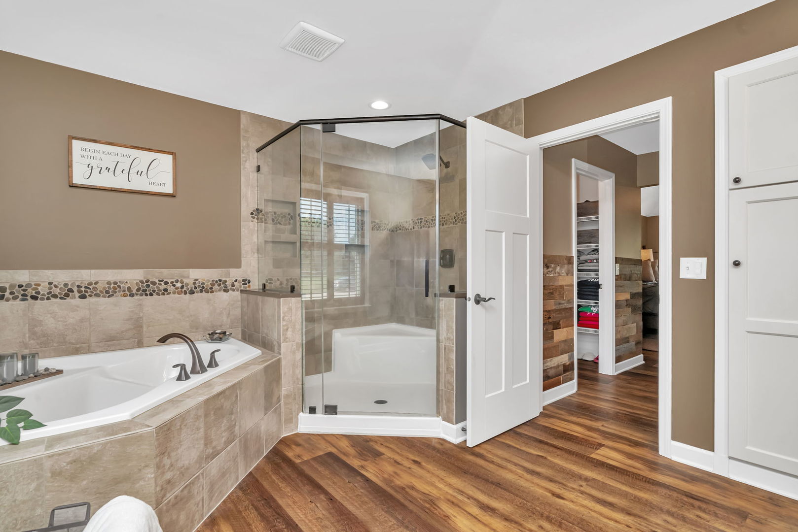 1459 Wood Sage Avenue, Yorkville, IL 60560