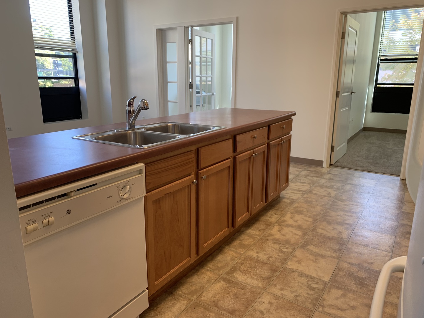 1501 W Belmont Avenue #201, Chicago, IL 60657