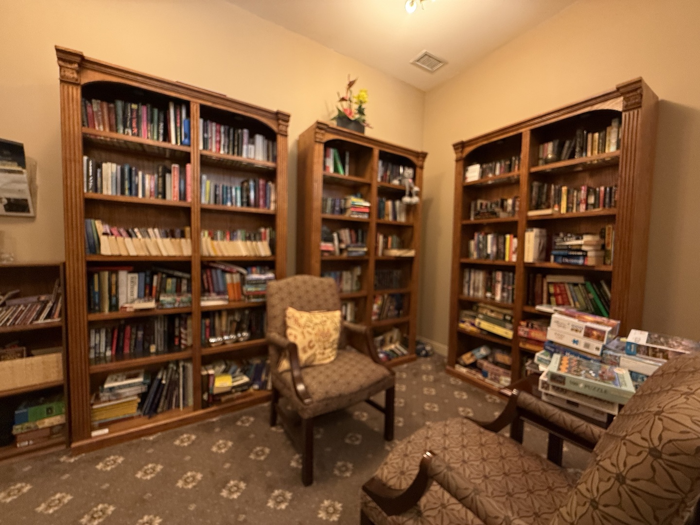 1501 W Belmont Avenue #201, Chicago, IL 60657