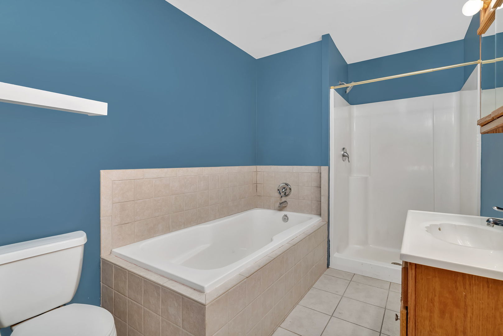 675 E Southmor Road, Morris, IL 60450