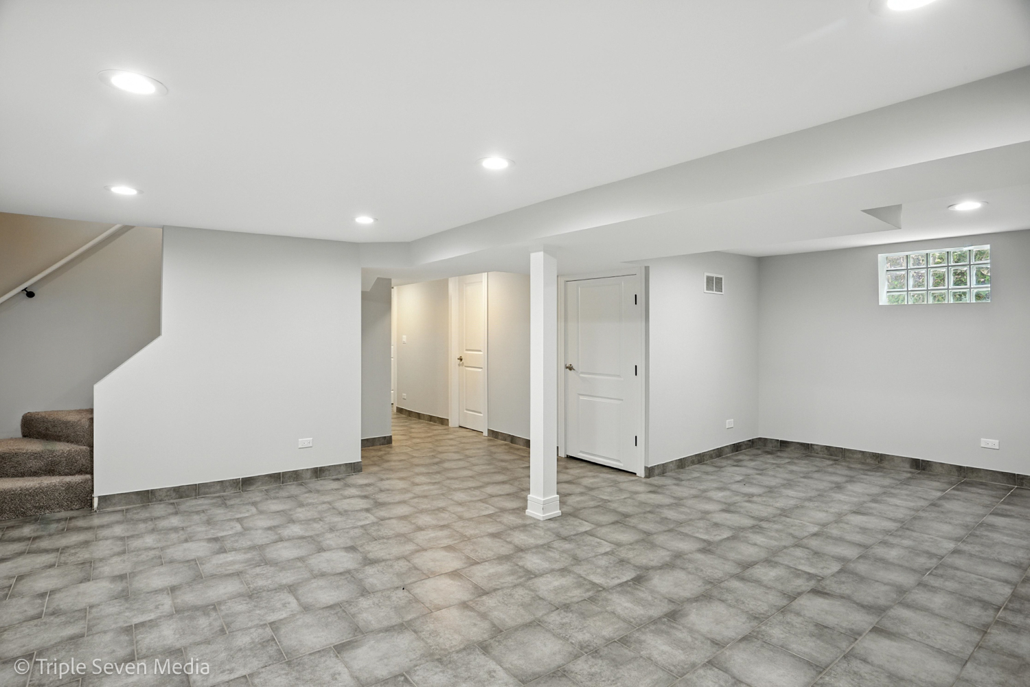 8126 S Wentworth Avenue, Chicago, IL 60620