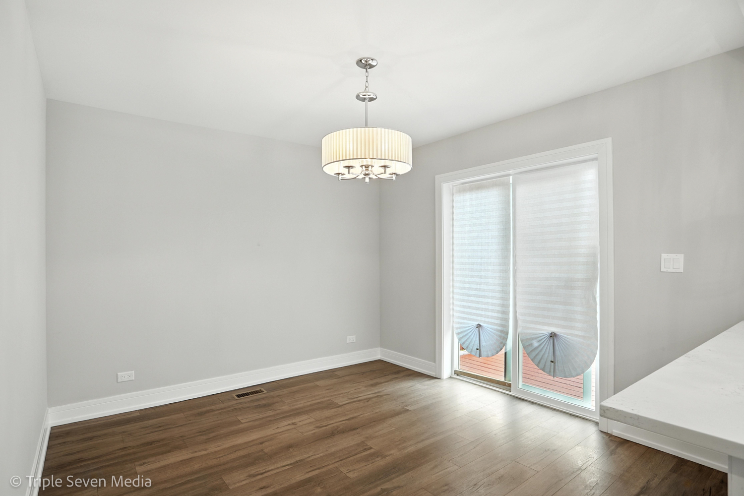 8126 S Wentworth Avenue, Chicago, IL 60620