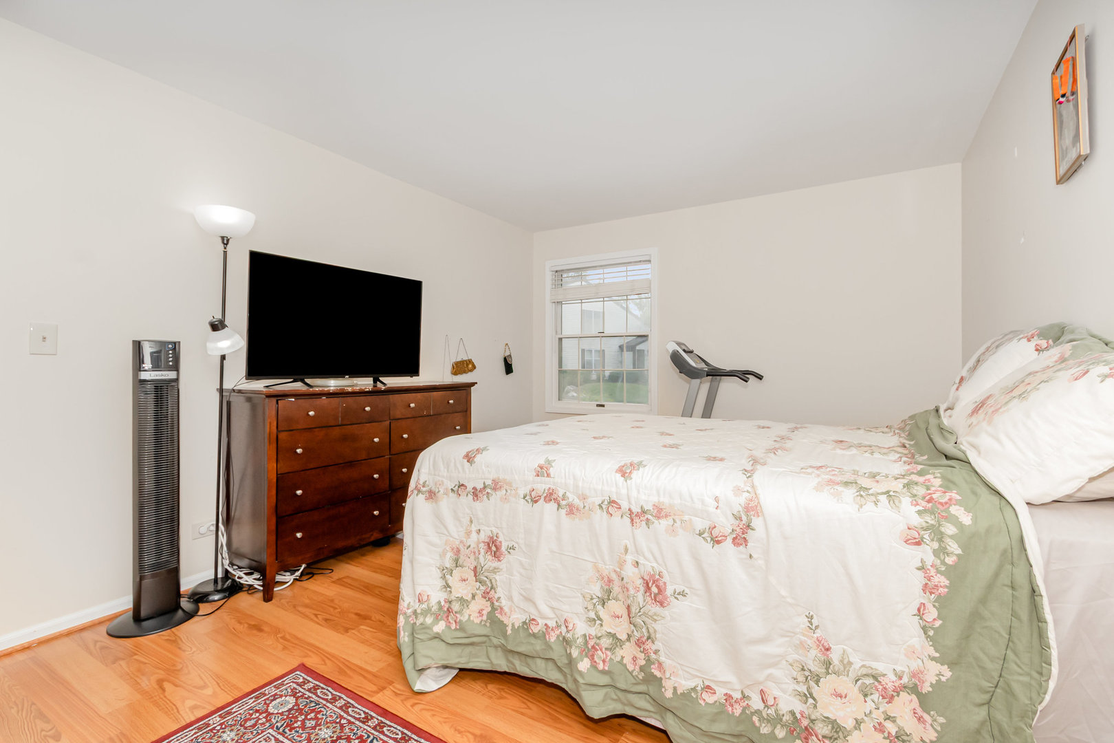47 Glencoe Court #102D, Naperville, IL 60565