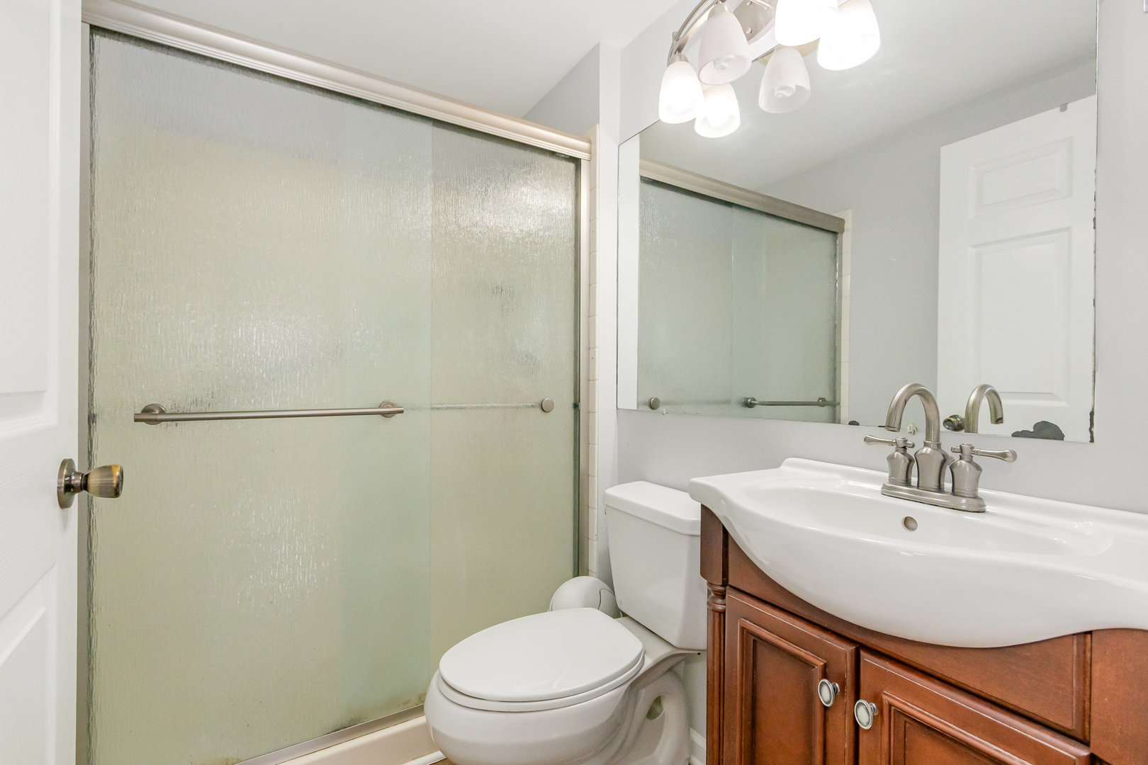 47 Glencoe Court #102D, Naperville, IL 60565