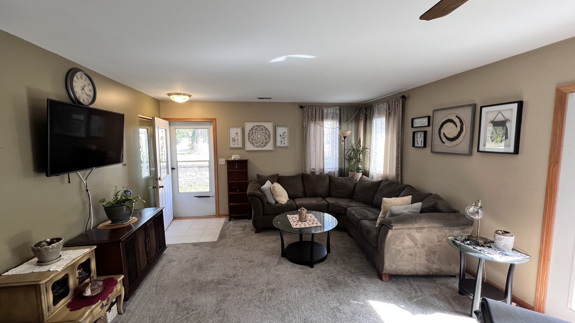 112 Cedarbend Drive, Romeoville, IL 60446