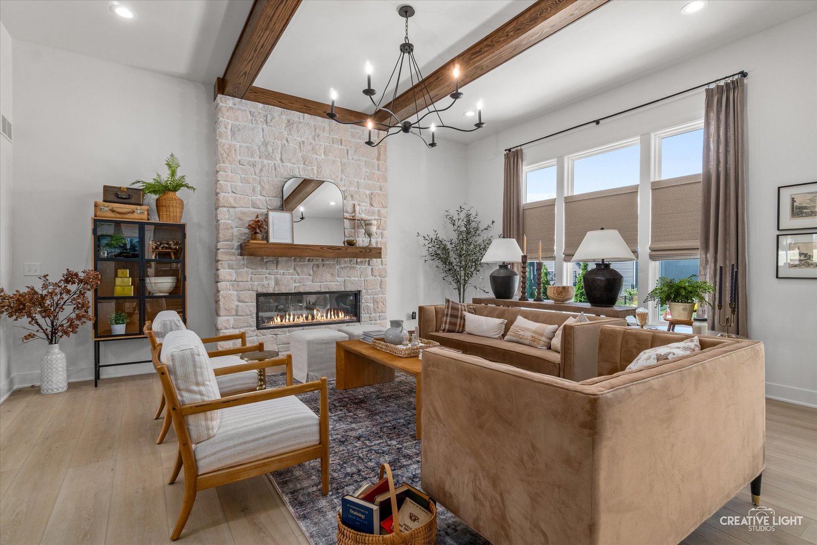 851 Claridge Drive, Oswego, IL 60543