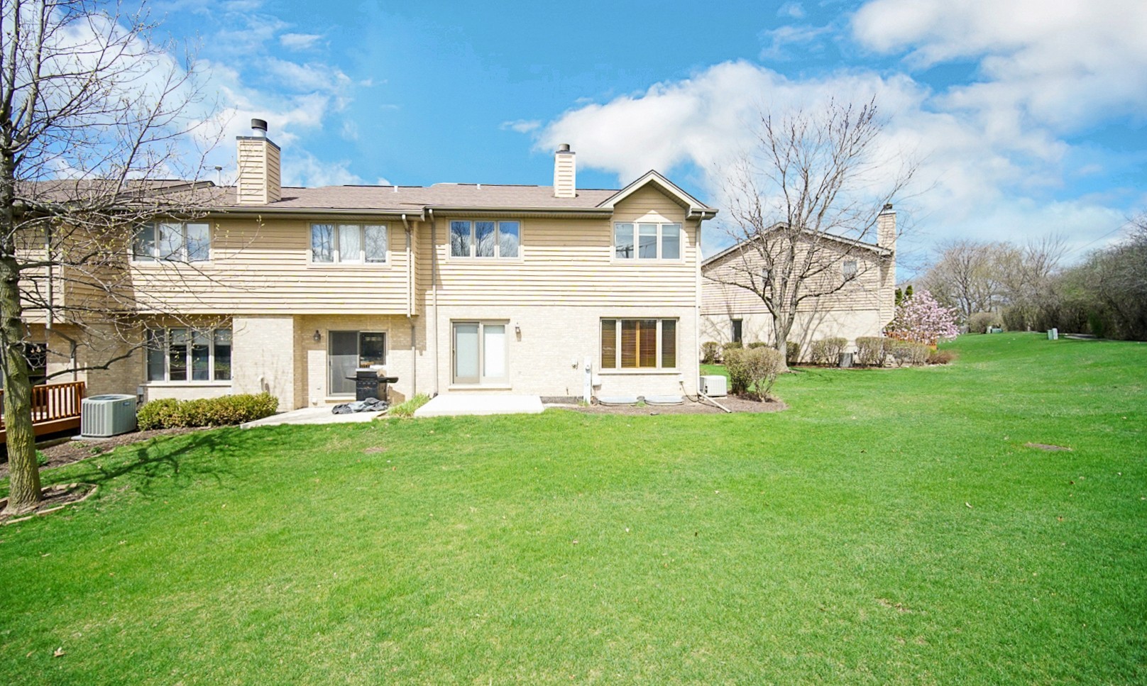 16647 Grants Trail, Orland Park, IL 60467