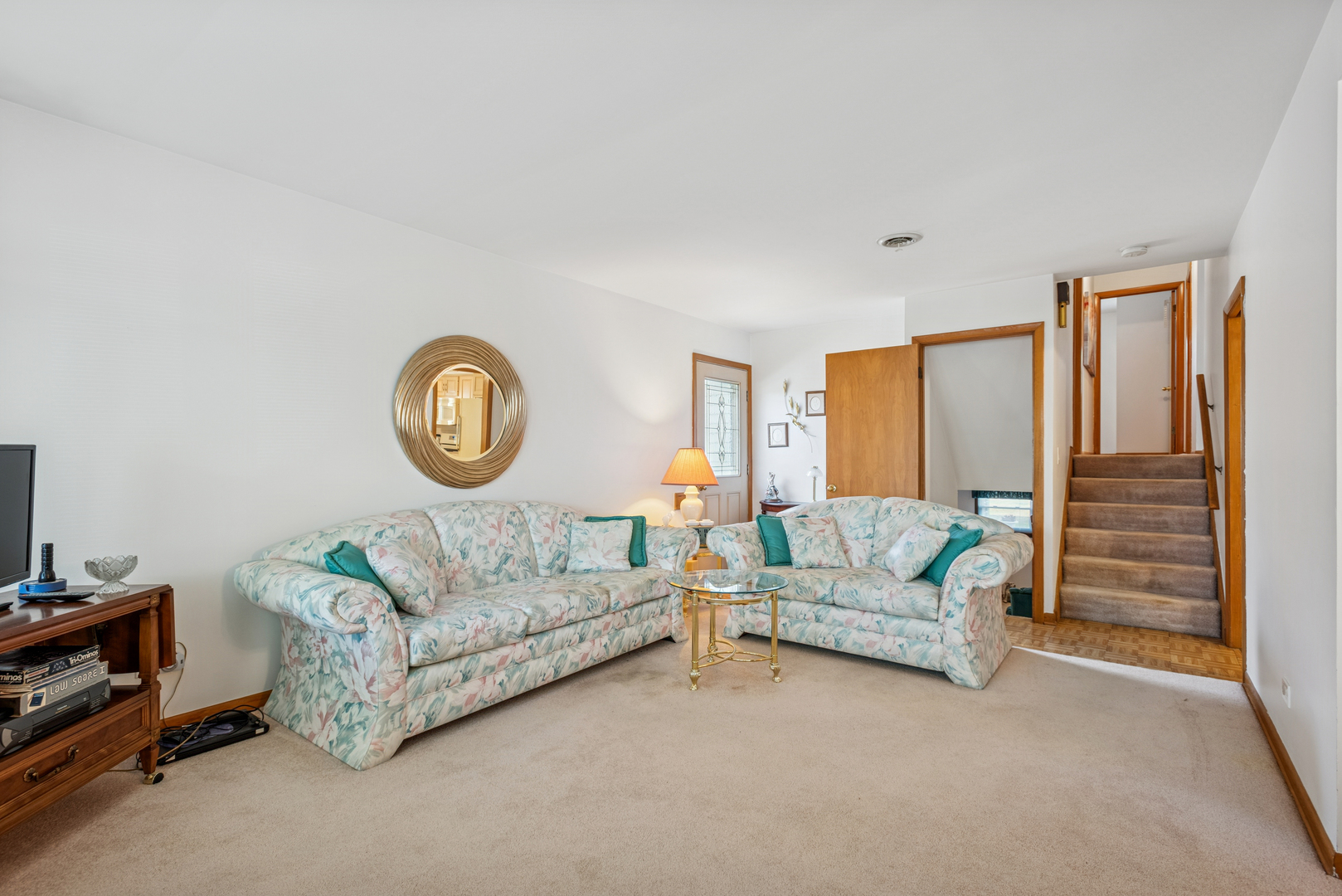 1725 Sycamore Street, Des Plaines, IL 60018