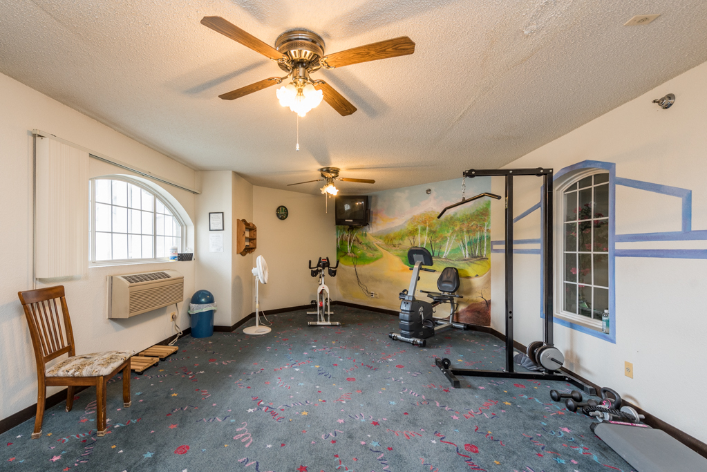 3305 Sunset Avenue #217, Waukegan, IL 60087