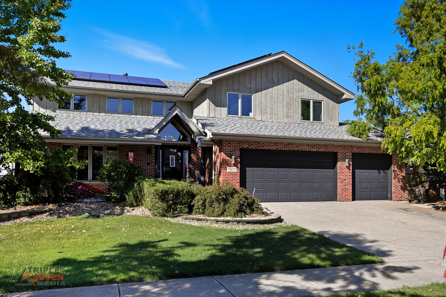 7407 Ridgefield Lane, Tinley Park, IL 60487