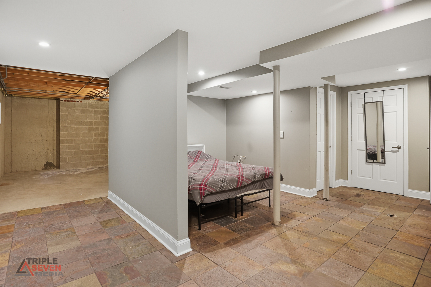 7407 Ridgefield Lane, Tinley Park, IL 60487