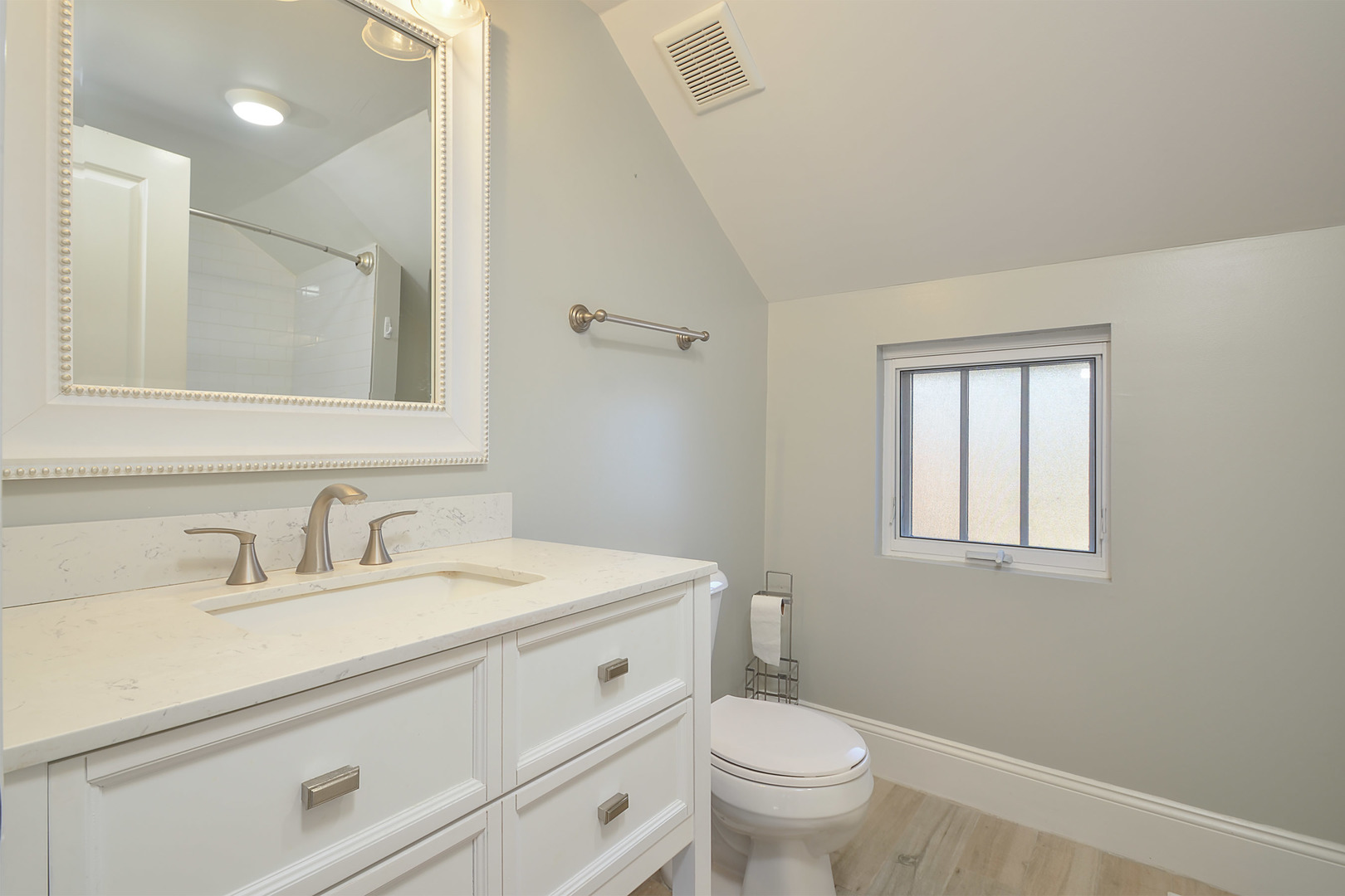 148 W Station Street, Barrington, IL 60010