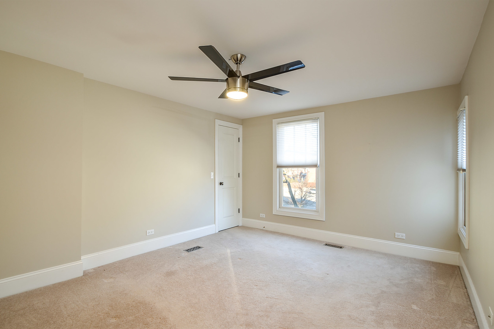 148 W Station Street, Barrington, IL 60010